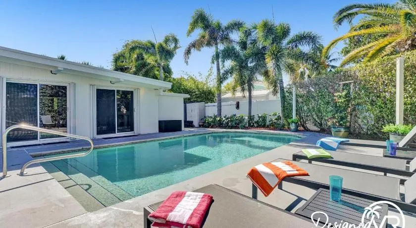 Renovated home wheated pool BBQ - Image 1