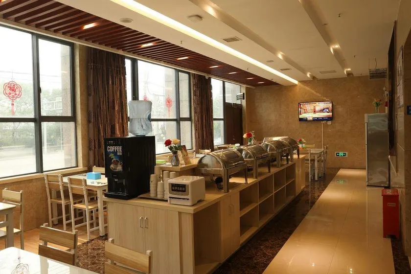 Bei Cheng Zhi Chun Hotel - Image 1