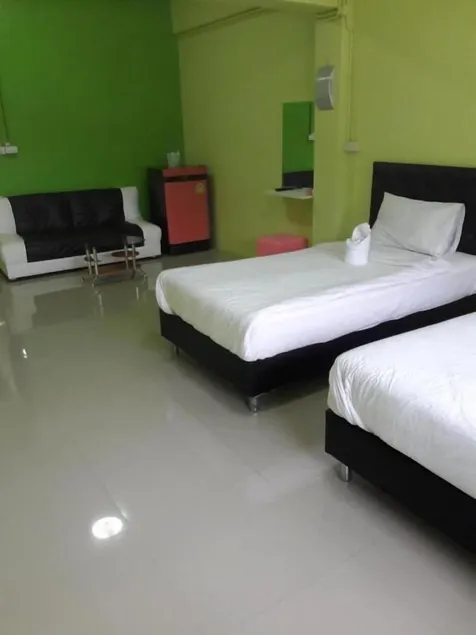 Keeree Guesthouse - Image 1