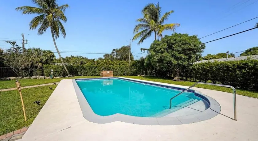Home wpool by Dream Vacation unit 332 - Image 1