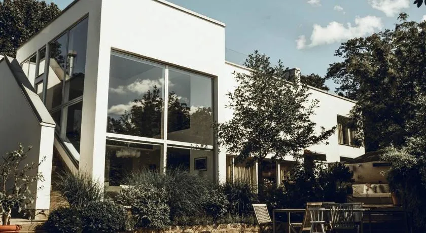 Luxe Design Dreamscape - Image 1