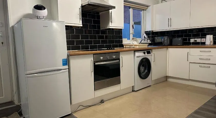 one bedroom apartment - Image 1