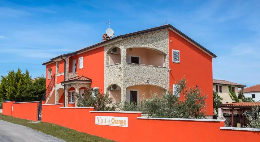 Villa Orange II - Image 1