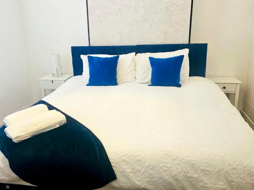 Cozy Haven near Glenfield & LRI Hospitals - Image 1