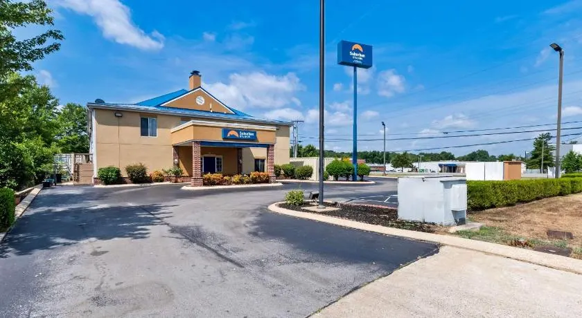 Suburban Studios Chattanooga Northeast - Ooltewah - Image 1