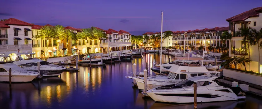 Naples Bay Resort and Marina - Image 1