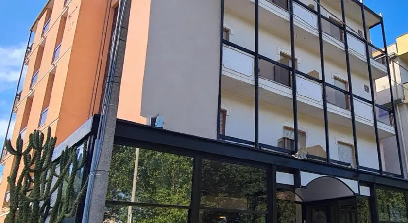 Smile Beach Hotel Nuova Gestione - Image 1