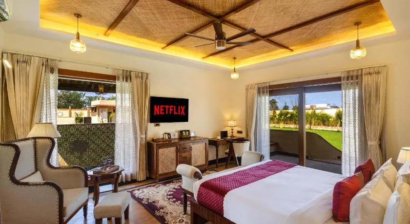 ELIVAAS, Tiger Cave Suite with Pvt and Shared Pool On Main Ranthambore Rd - Image 1