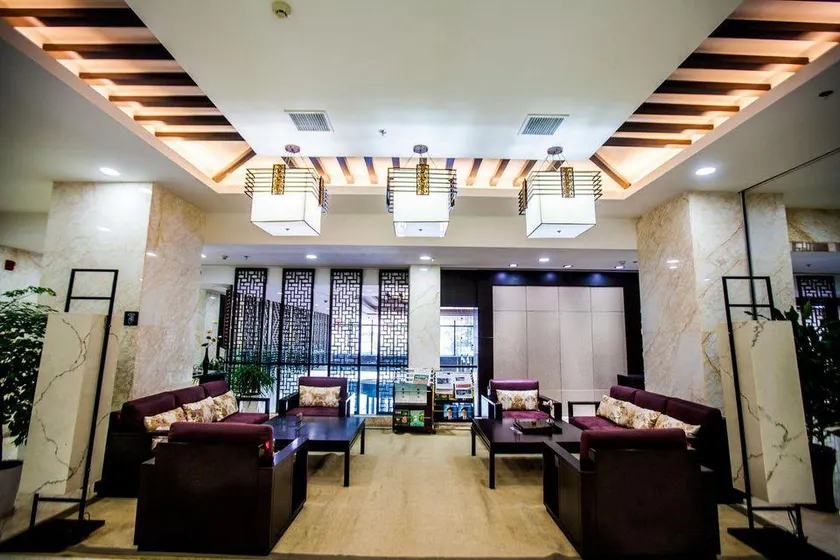Haiyi Fino Hotel (Yichang Wanda Plaza Three Gorges Vocational College Store) - Image 1