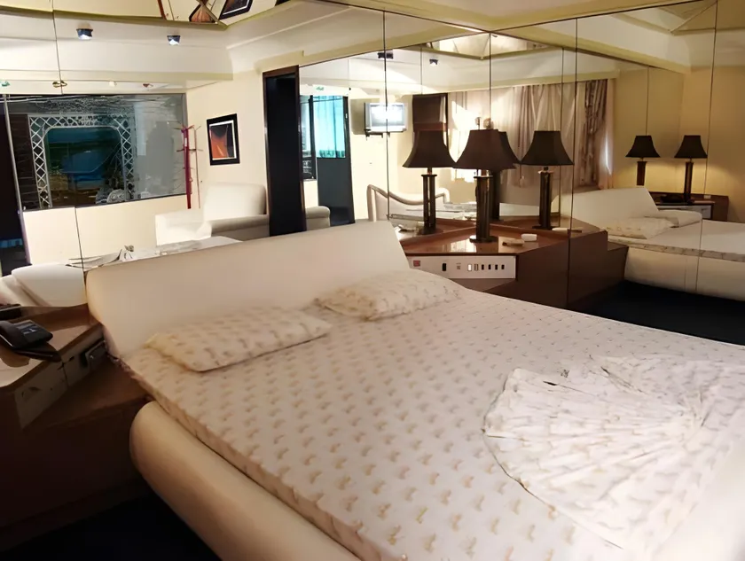 Hotel Praia Grande Niterói - Image 1
