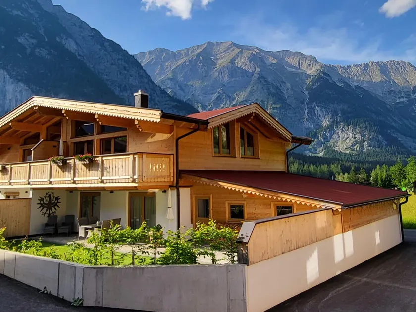 Apartment in Leutasch near Ski Trails - Image 1