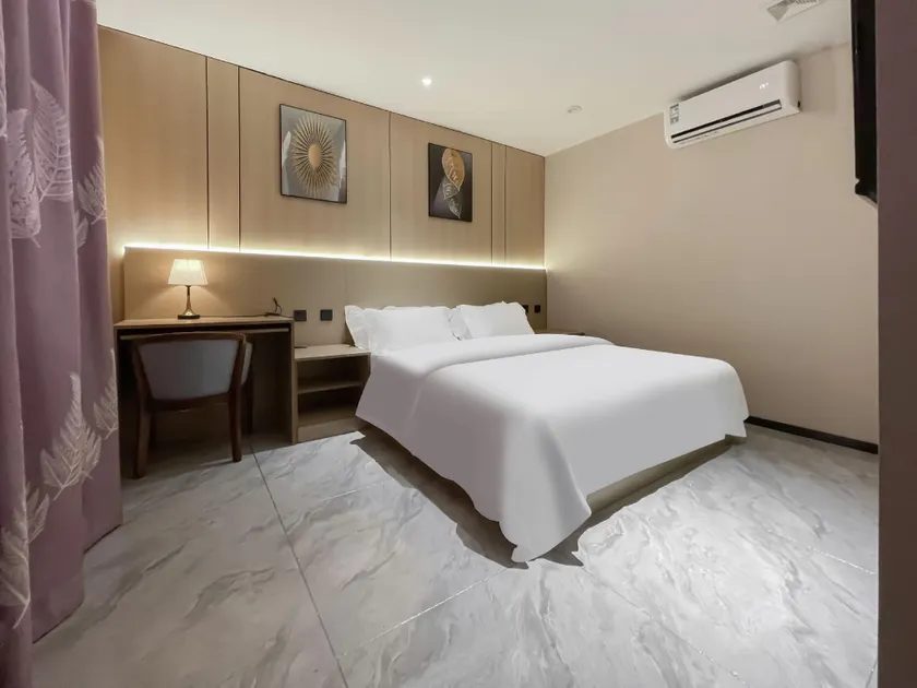 Sushuo Hotel - Image 1