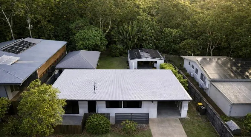 Rainbow House - Image 1