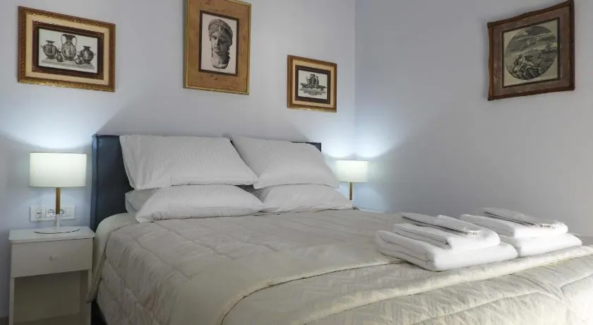 Flisvos sea view rooms - Image 1