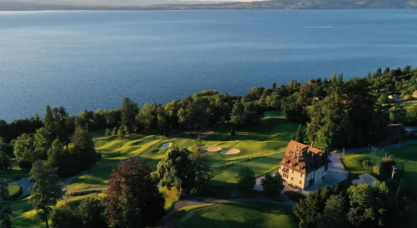 Le Manoir du Golf - Image 1