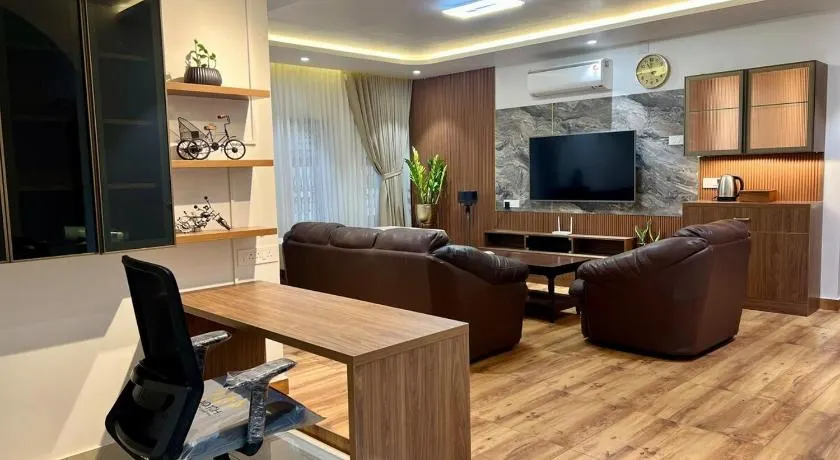 V R Homestay-Premium AC Stay Near Guruvayur - Image 1