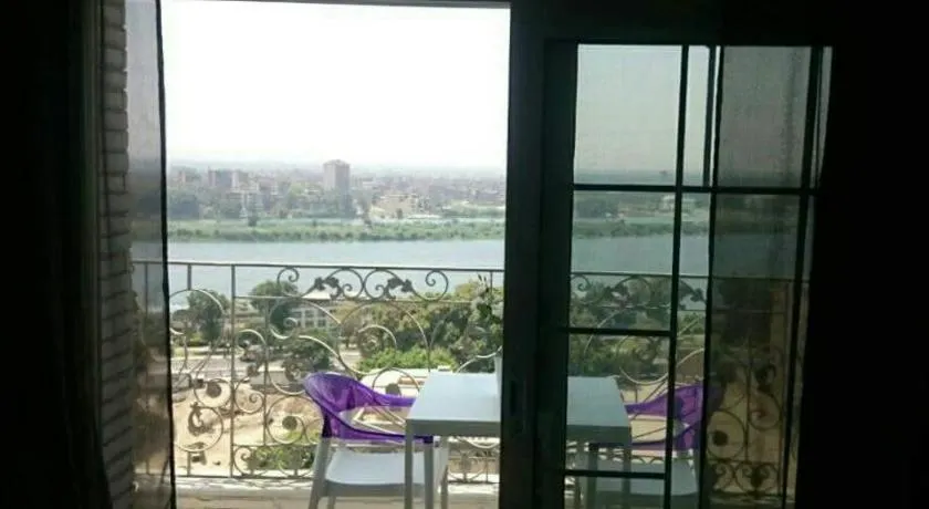 Luxury Nile Maadi Cairo Apartment شقة فاخرة إطلالة على النيل بالمعادي القاهرة - Image 1