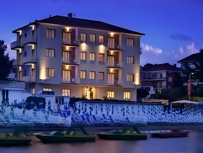 Hotel La Baia - Image 1