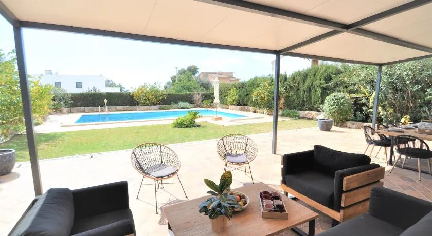 Hermosa casa de vacaciones CA NA MALEN - Image 1
