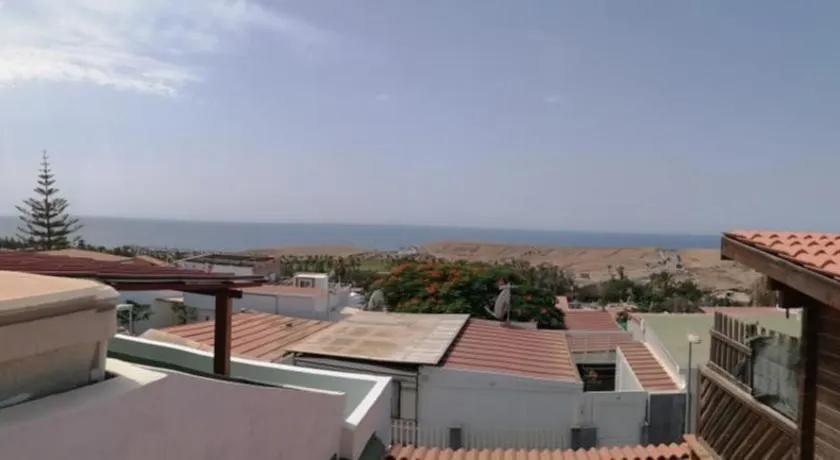 House Camping Pasito Blanco - Image 1