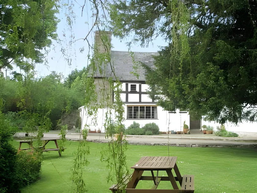 Walford Court - Image 1