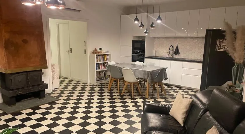 Logement Centre ville Colombes 2 min station - Image 1