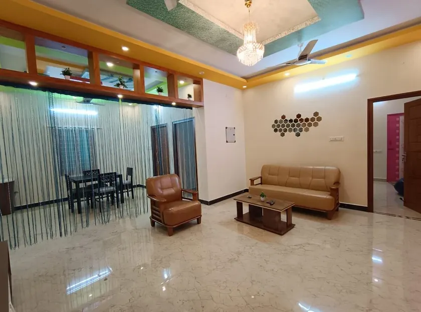 luxurious independent villa near CMC @9150207627 - Image 1