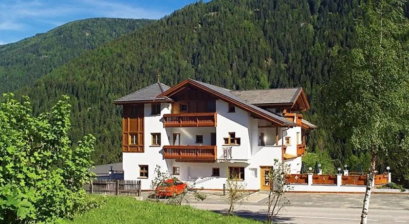 Hotel Seerast - Image 1