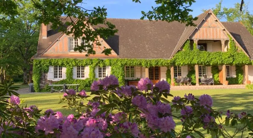 Les Vieux Guays - Image 1