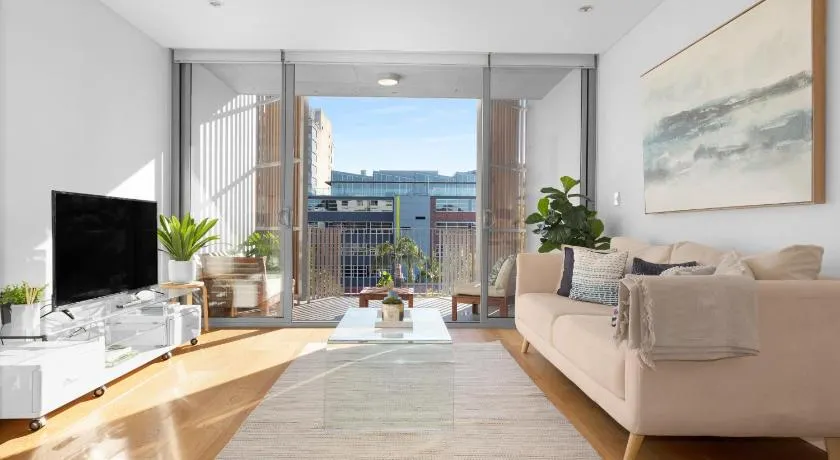 Waterloo St Apartments by Urban Rest - Image 1