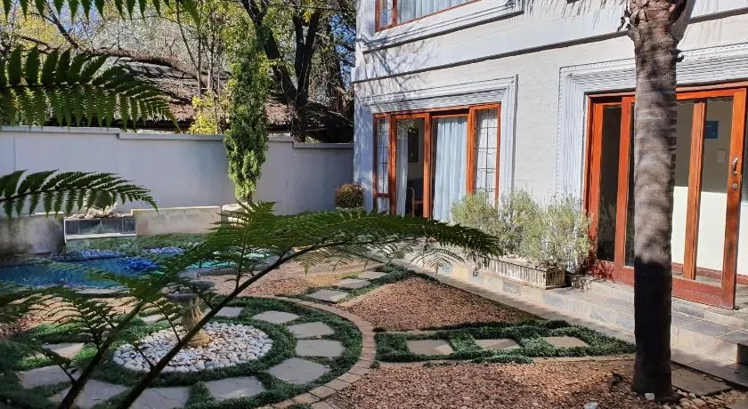 Troas Boutique hotel - Image 1