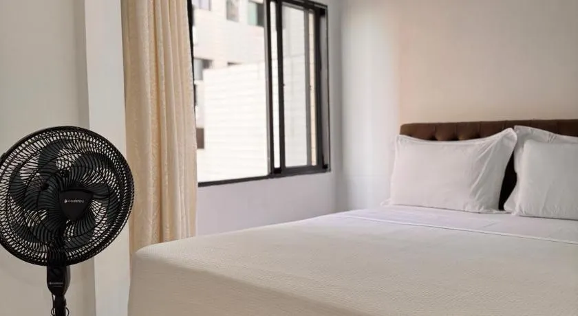 Lindo apartamento em prédio de frente para o mar - Image 1