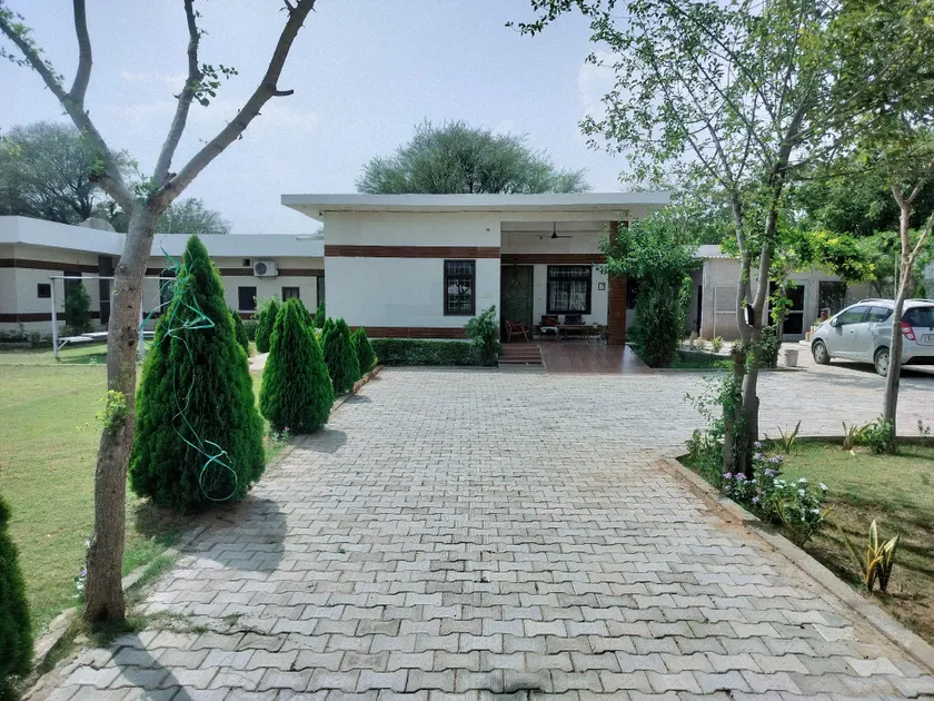 Kalrav kuteer Farm - Image 1
