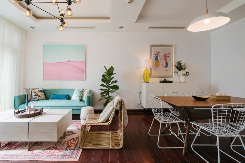 ChizzHomes Serviced Apartment Vinhomes Royalcity - Image 1