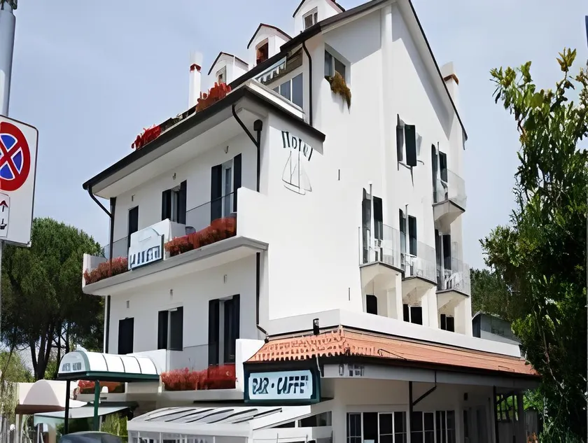 Hotel La Goletta - Image 1