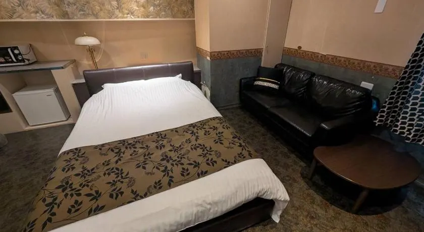 Hotel CREST 大人専用 - Image 1