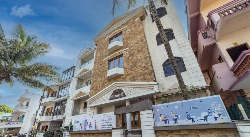 Coliwo Deux Hotel - Nagar Road - Image 1