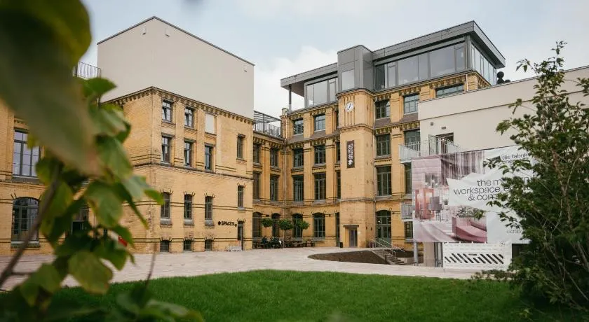 fabrik studio apartments - Image 1