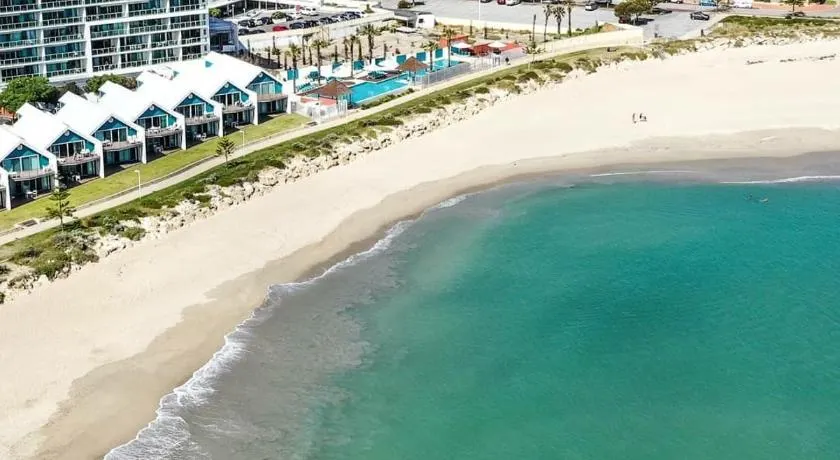 Breakwater Short Stay - Image 1
