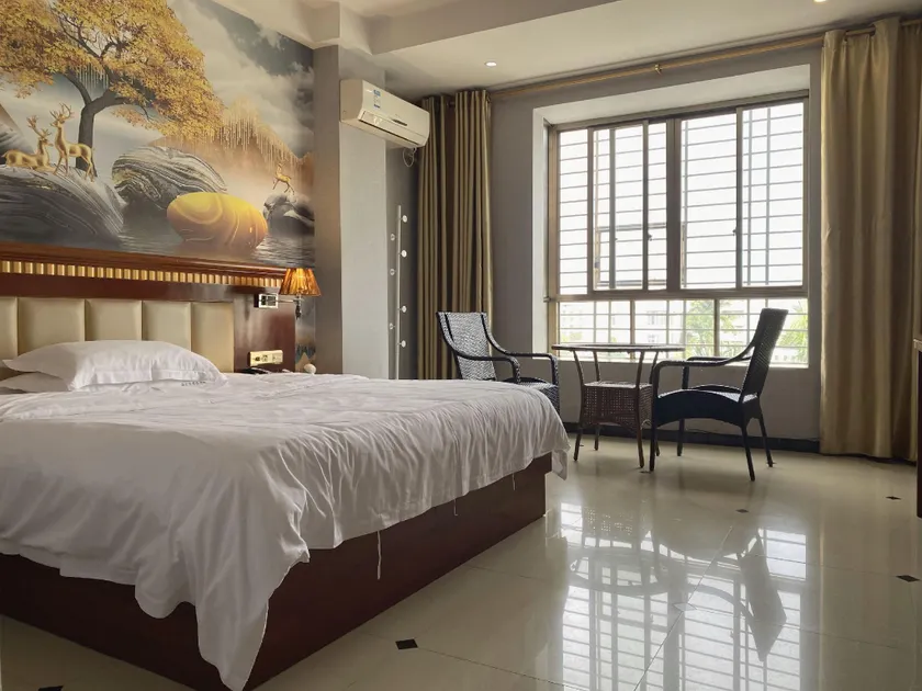 Hai Zhi Yuan Business Hotel - Image 1
