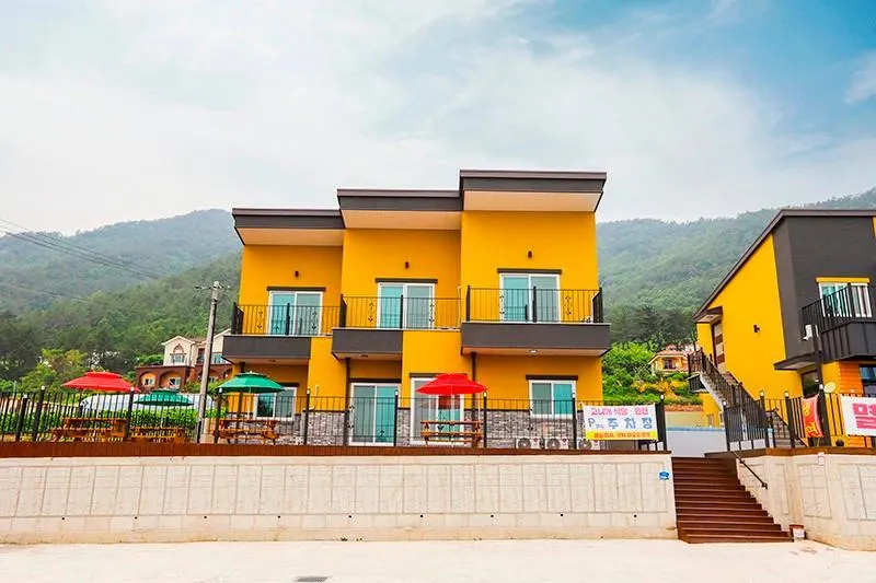 Namhae Gonige Pension - Image 1