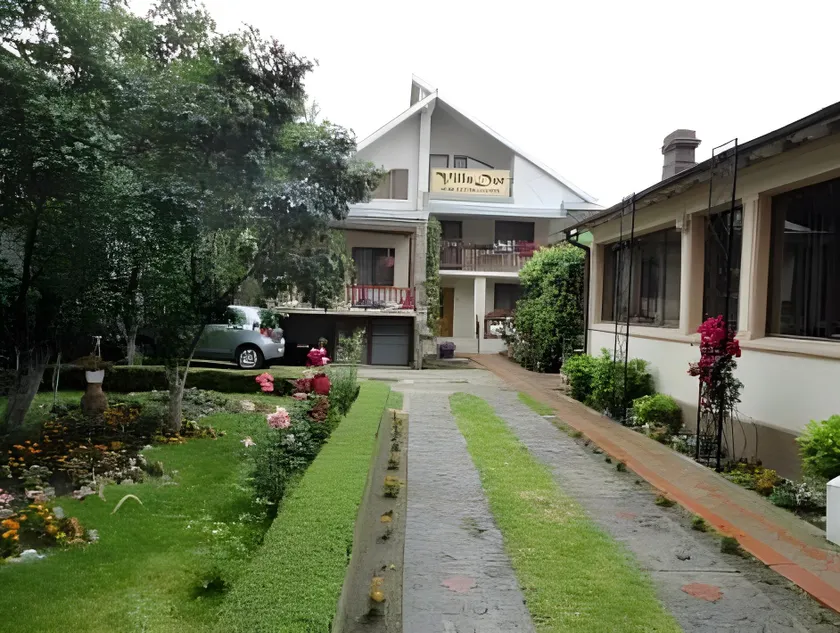 Vila Villador - Image 1