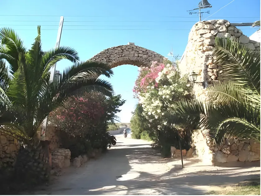 Villaggio La Roccia camping - Image 1