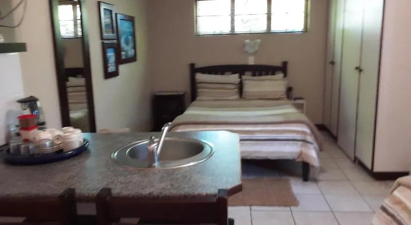 Citrusdal Guest Rooms - Image 1
