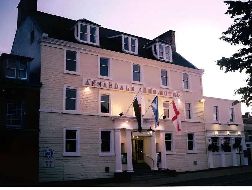Annandale Arms Hotel - Image 1