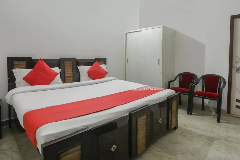 Hotel O Aarush - Image 1