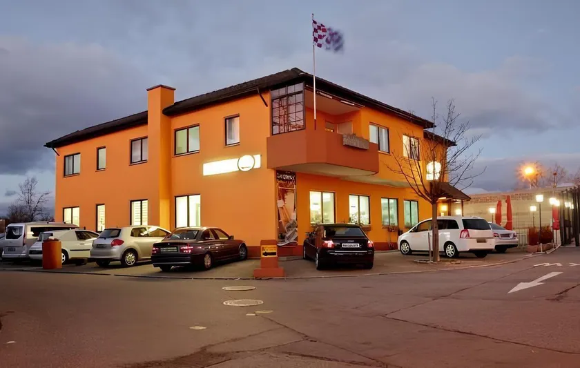 Hotel Ganita Weil am Rhein - Image 1