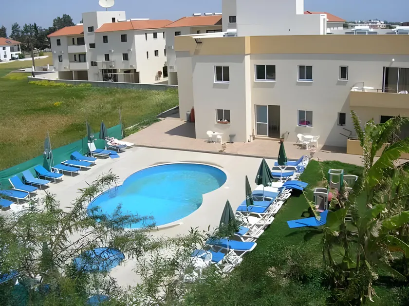 Marios Apartments - Image 1