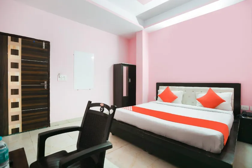 Hotel O A S Residency - Image 1