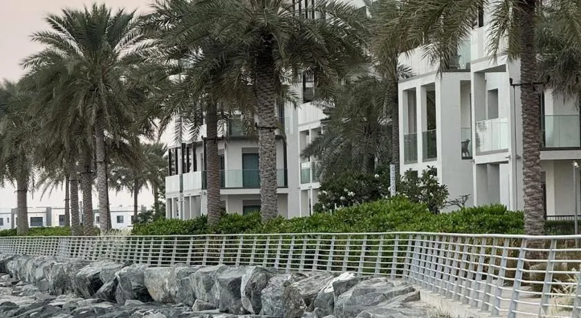 Address beach resort fujairah - Image 1